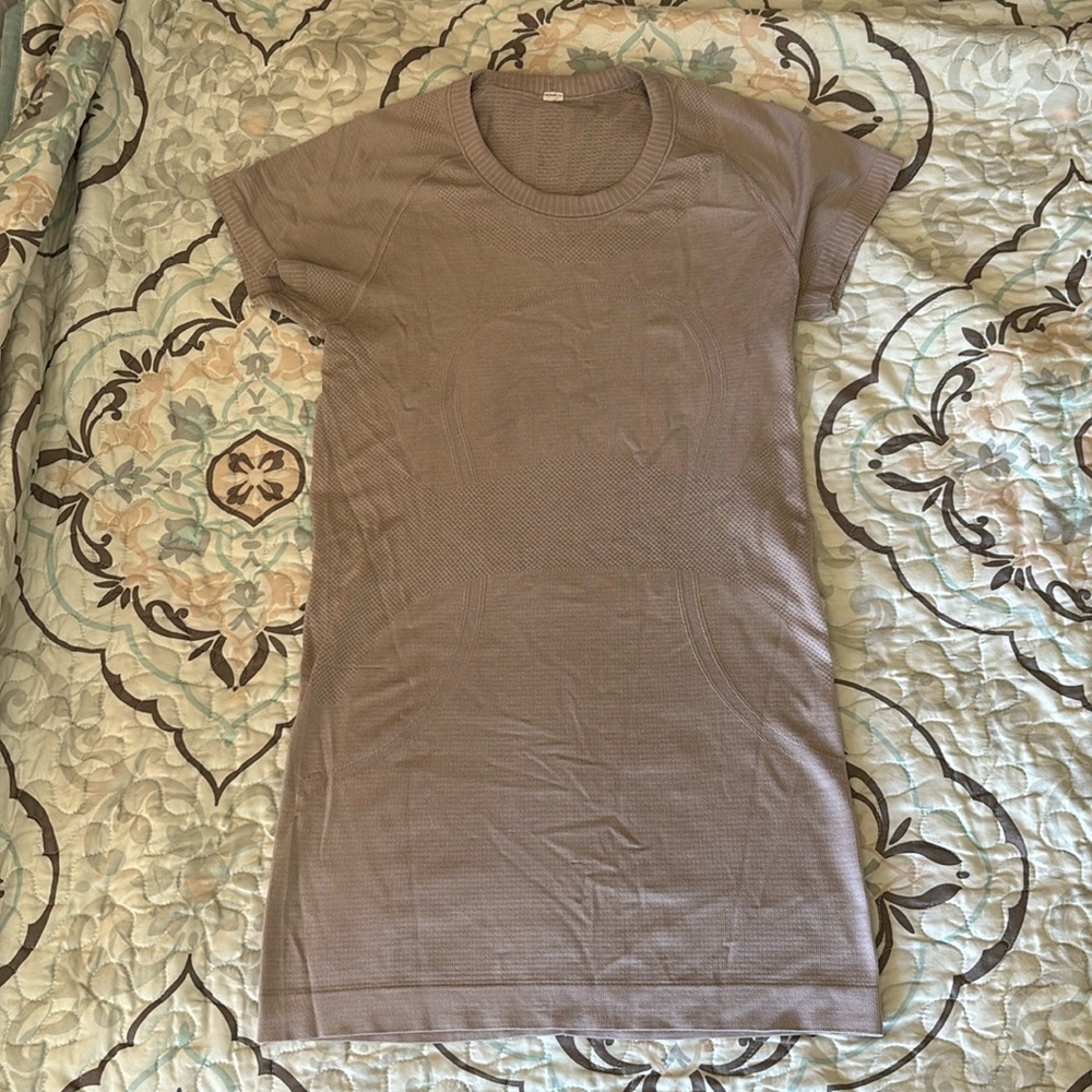 RARE lululemon swiftly tech size 6 dusty rose